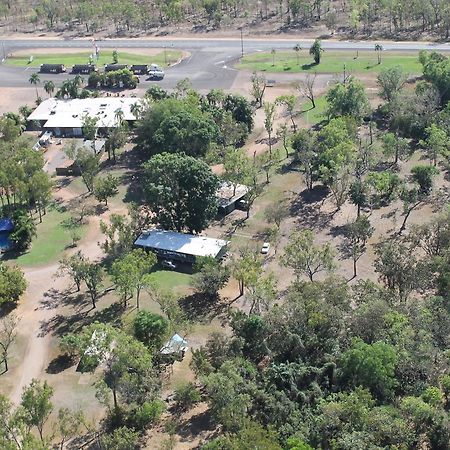 Corroboree Park Tavern Marrakai Exterior photo