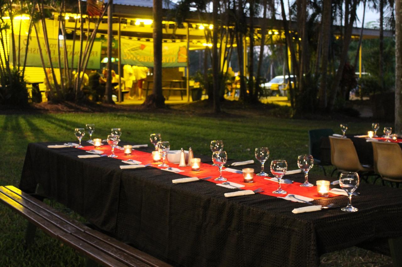 Corroboree Park Tavern Marrakai Exterior photo
