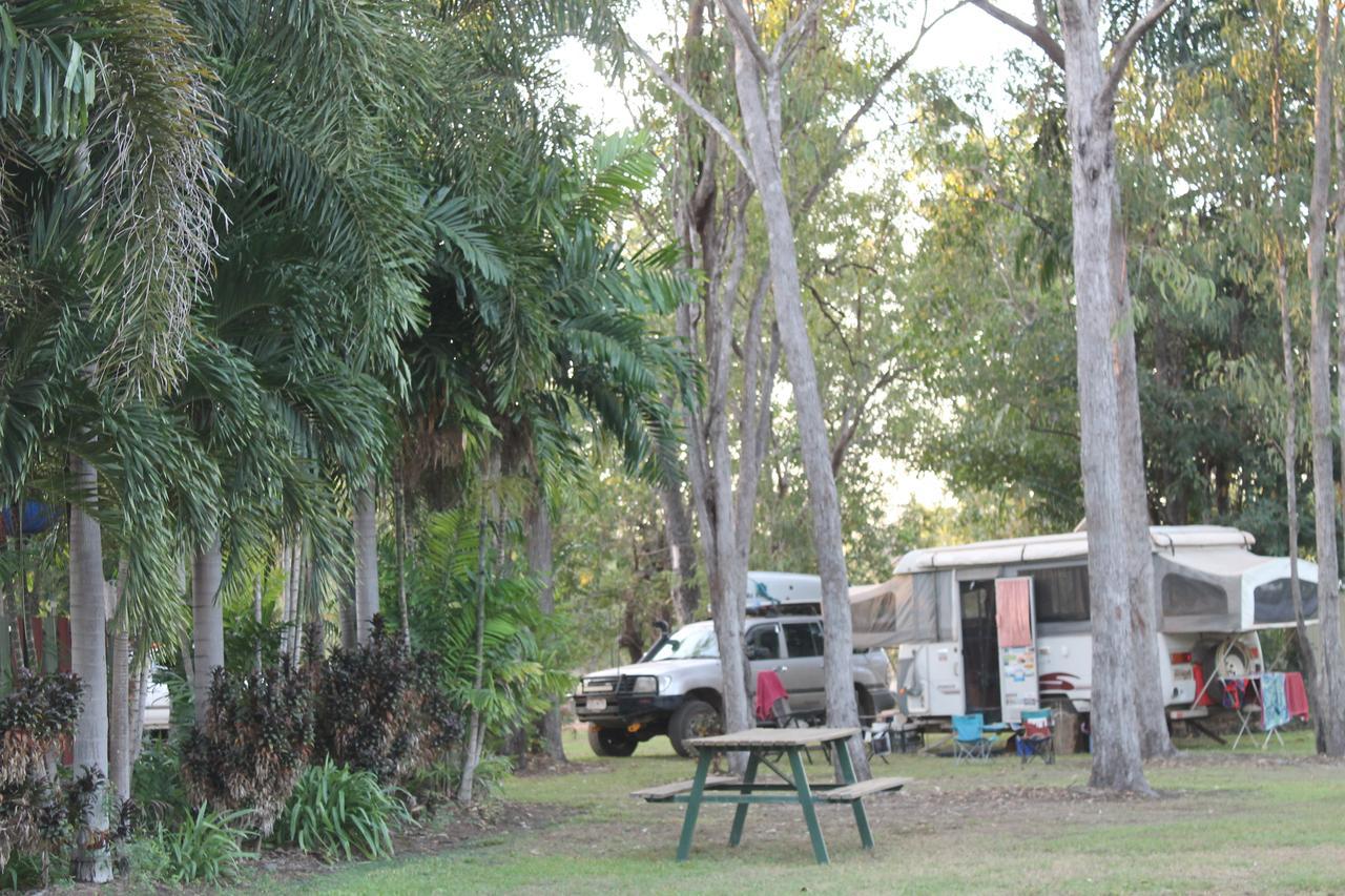 Corroboree Park Tavern Marrakai Exterior photo